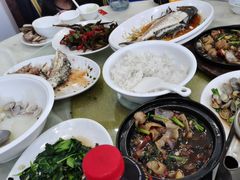 -锐记美食店·现捞海鲜(闸坡店)