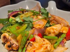 -大头虾越式风味餐厅(光明广场店)