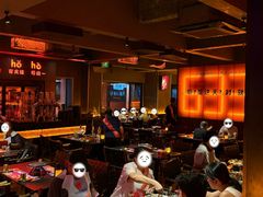 -何师烧烤Pro ·江湖川菜·小龙虾·精酿(太古里旗舰店)