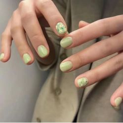 -悦指间美甲美睫