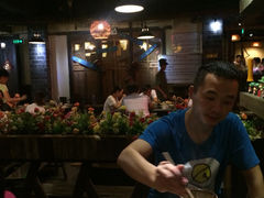 -佬革命主题火锅(玉沙路店)