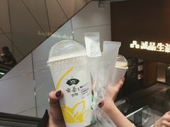 黑钻鲜奶茶-天仁茗茶(海港城诚品书店)