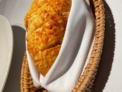 招牌蒜蓉面包-Oyster Talks 四度蚝法餐厅