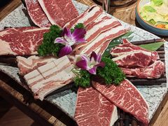 -明洞阿姨·韩式酱蟹烤肉·创意料理(三元桥店)