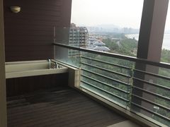 -三亚湾海居铂尔曼度假酒店