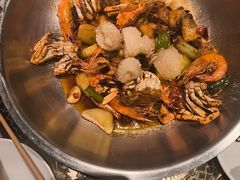 -七欣天香辣蟹火锅(上海银亿滨江店)