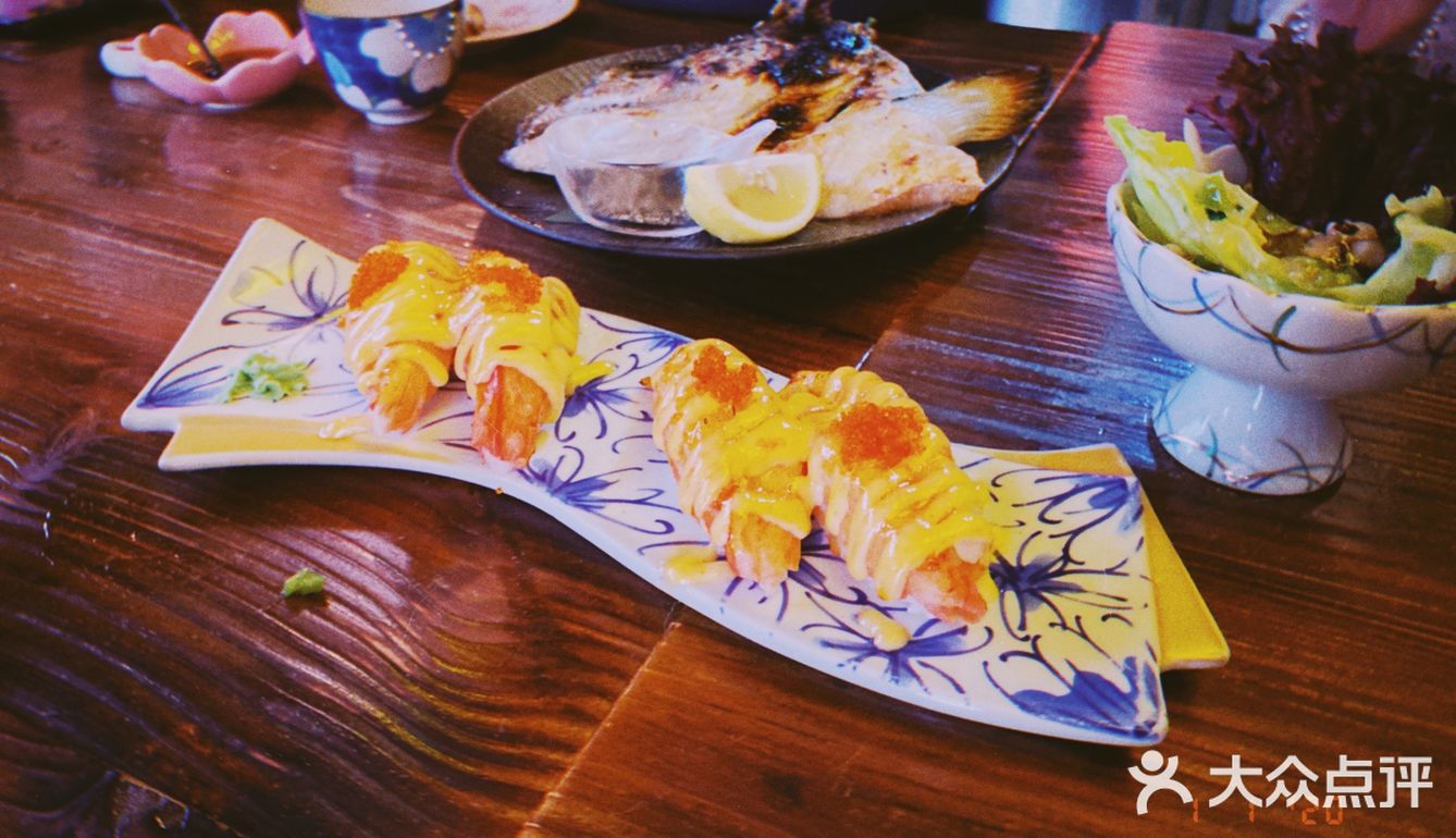 很日式很居酒屋，就是小了点