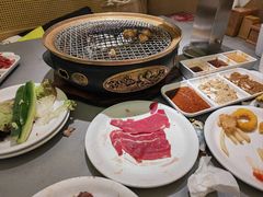 -山焱·炭火自助烤肉(周浦万达店)