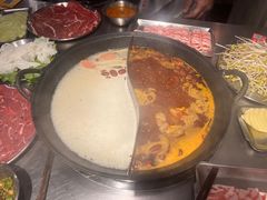 -鹿鸣山草本茶香火锅(园西路店)