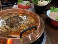 -虾弄弄海派小龙虾·牛羊蝎子火锅