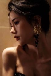 -台湾蔡美月婚纱租赁