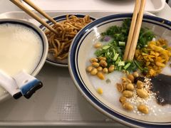 -正南齐北·老街糯米团(洪崖洞店)