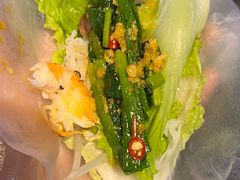 -大头虾越式风味餐厅(光明广场店)