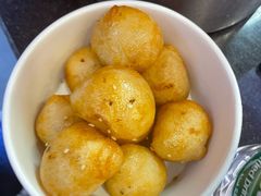 老长沙糖油粑粑-黑色经典臭豆腐·湖南特产(步行街店)