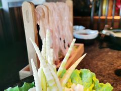 -湊湊火锅·茶憩(新中关购物中心店)