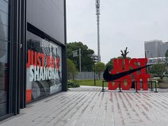 -NIKE上海青浦换季优惠店