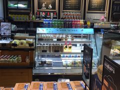 面包甜点陈列柜-依茉朵(锦秋新天地店)