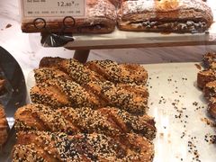 -罗森尼娜(德思勤店)