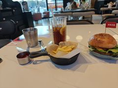 -必胜客(桐乡吾悦广场店)