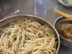 -正宗杨记普洱酸醋米线(总店)