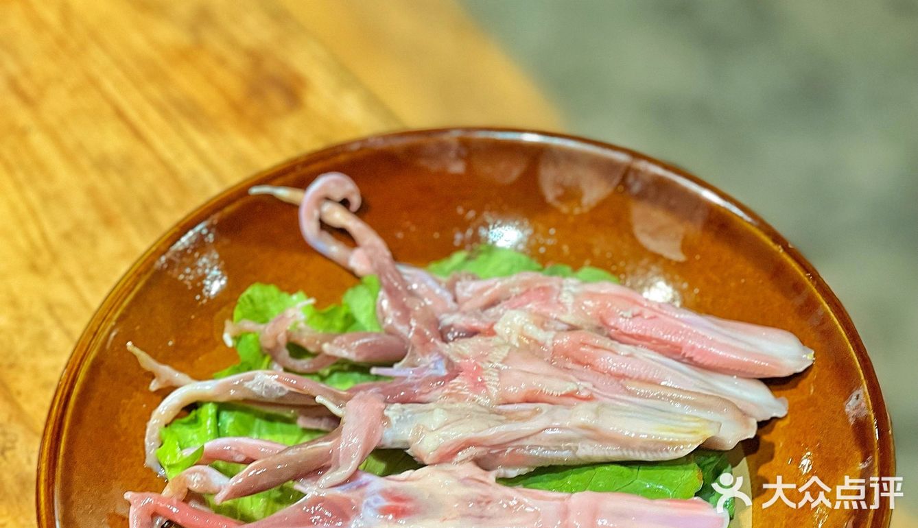 🔵：单方面宣布这家火锅的锅底和蛋炒饭年度最佳