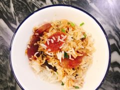 腊肠腊肉煲仔饭-红星光发煲仔饭(大石街店)