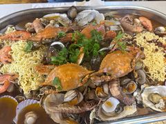 -老东镇啤酒屋海鲜加工·蒸汽海鲜·海鲜烧烤(台东店)