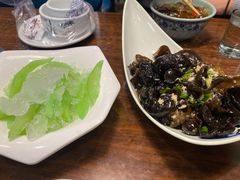 情人果-超越炭火牛蛙火锅鸡(河东店)