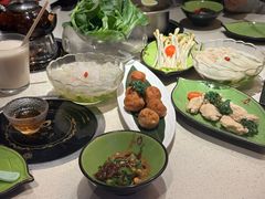 -一叶一世界·素食餐厅(锦华万达店)