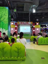 点击看大图 -维佳童话镇演出现场(徐东店)
