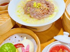 -乐忻皇朝(上海中心大厦店)