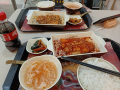 -鲲少爷烤鱼饭.螺蛳粉·清真(爱琴海店)