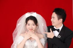 -青禾蒙娜丽莎婚纱摄影(武汉总店)
