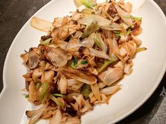-五谷丰登农家院·地道胶东菜·海鲜烧烤(威海店)