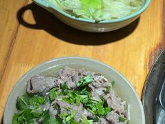 -大众跷脚牛肉馆·非遗传承单位(峨眉山店)