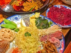 -周小明火锅(黑金冠社区店)