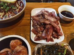 -聚合鑫东北熏酱熟食麻辣面(长阳店)