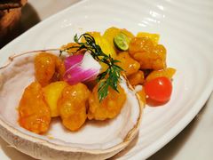 菠萝咕噜肉-金椰壳· 大厨新加坡菜(壹方城店)