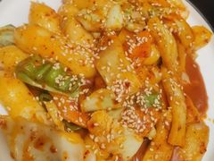 鱼饼炒年糕-博欧姆新派韩国料理·炸鸡(艾尚店)