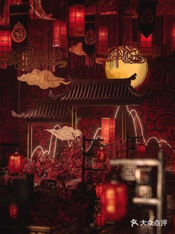红色新中式时尚风格婚礼