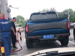 -中国石化长江道加油站