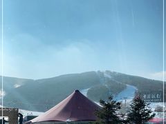-中旅松花湖滑雪场