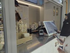 -喜茶(上海淮海中路渔阳里店)