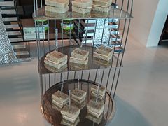 -亚洲国际大酒店·云顶阁旋转自助餐厅
