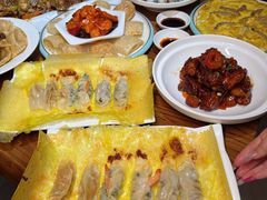 -东来菜馆•手抓海鲜家常菜•海鲜锅贴(鸽子窝店)