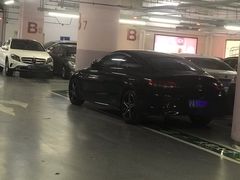 -环球港-停车场