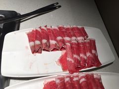 -海底捞火锅鲜切牛肉主题店(长寿路店)