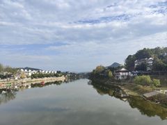-披云山庄