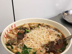 -文山荷鲜居(翠湖店)