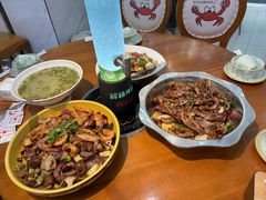 -休记光头香辣蟹干锅(绵竹店)